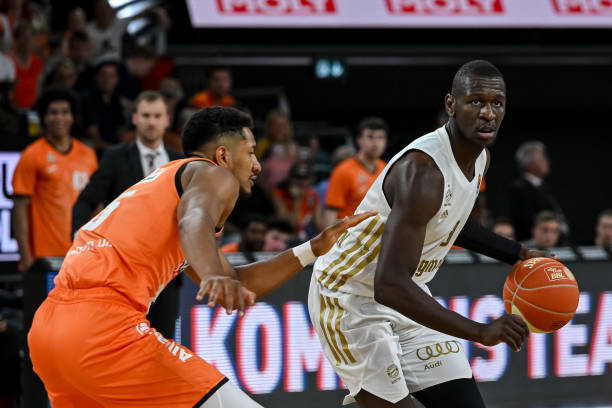 水河酒女篮 水河酒女篮